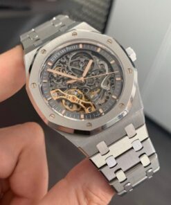 AUDMARS PIGUET AUTOMATIC ROYAL OAK PRIMIUM WATCH